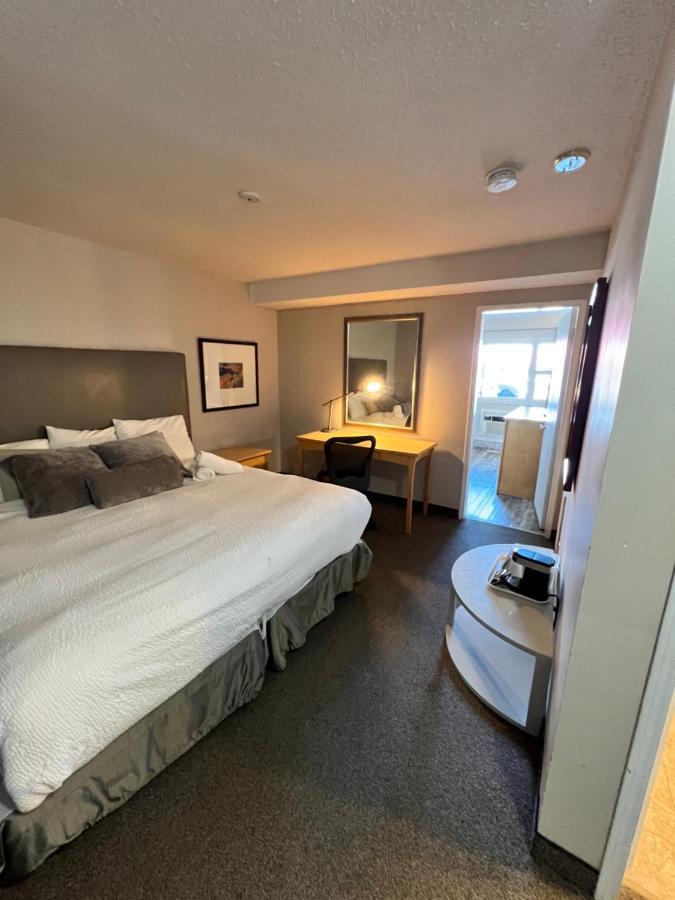Thriftlodge Saskatoon Extérieur photo