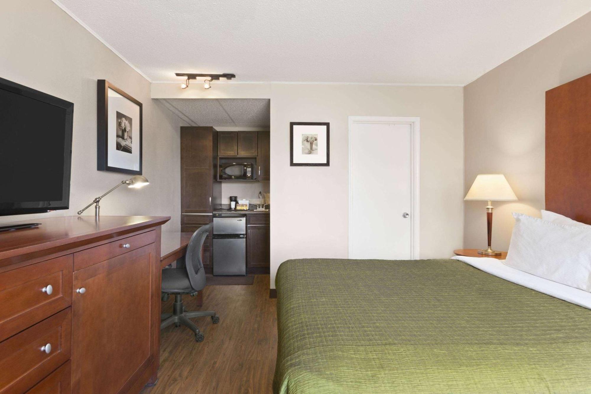 Thriftlodge Saskatoon Extérieur photo